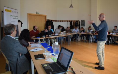 reunión del comité científico del LIFE+ Urogallo cantábrico en el centro para la defensa contra el fuego en Léon